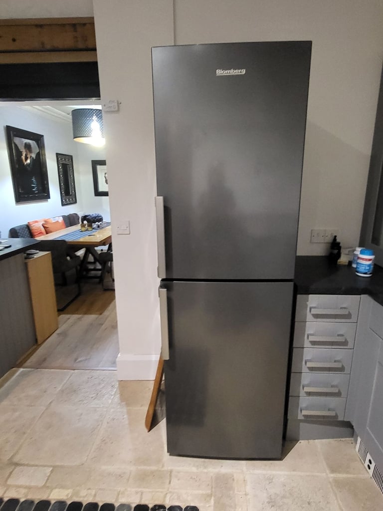 image for Fridge freezer for sale. Good condition