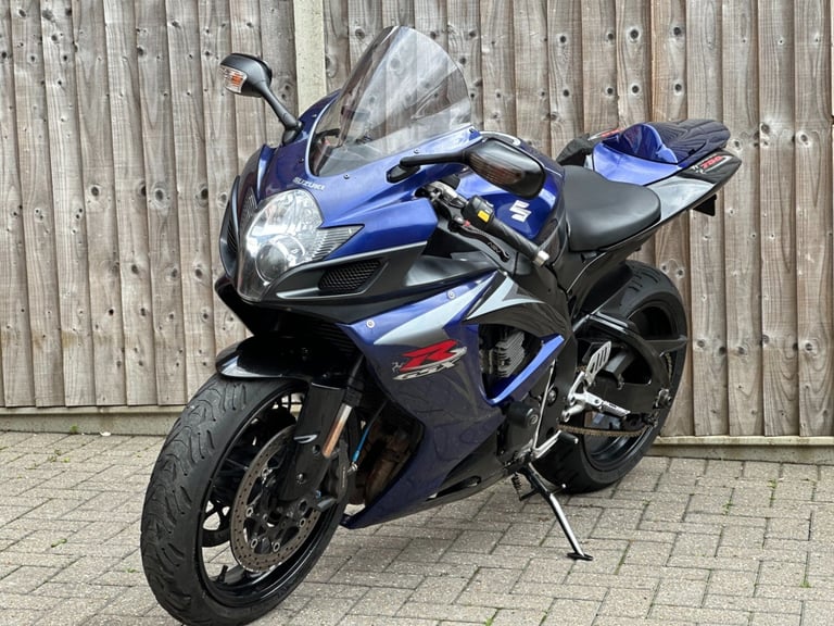 SUZUKI GSXR 750 K7 ISLE OF MAN 2007 (07) SUPER SPORT NUMBER 096 OF 200 MADE