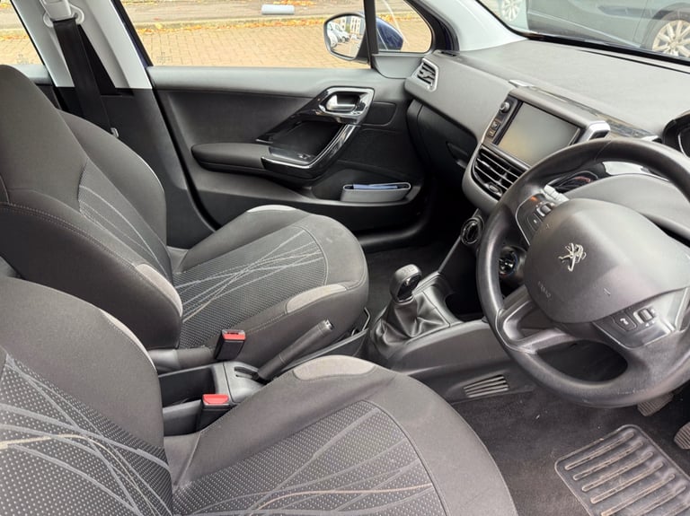 Peugeot 208 1.4 active   Low miles only 68k ✅  (unlike Ford Fiesta, and Vauxhall corsa)