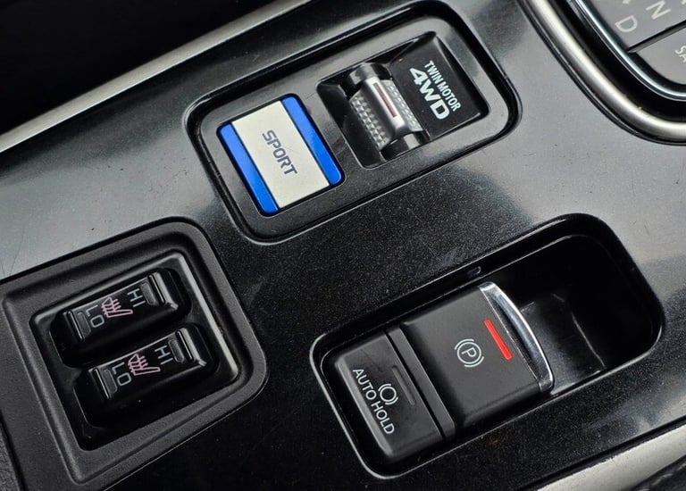 2019 Mitsubishi Outlander 2.4 PHEV Juro 5dr Auto ESTATE PETROL/ELECTRIC Automatic