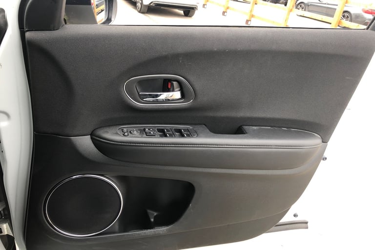 2019 Honda HR-V 1.5 i-VTEC SE CVT 5dr Hatchback PETROL Automatic