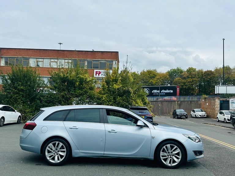 2014 Vauxhall Insignia 2.0 CDTi ecoFLEX SRi Nav Sports Tourer Euro 5 (s/s) 5dr ESTATE Diesel Manual
