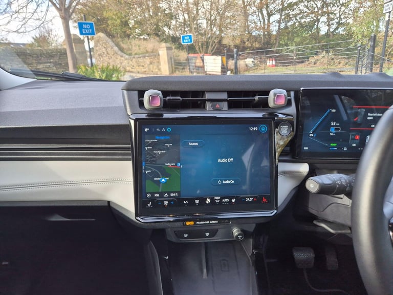 2025 Ford Puma Gen-E Standard Range 43kWh Select Auto 5dr HATCHBACK Electric Automatic