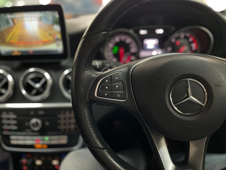 2017 Mercedes-Benz A-Class 2.1 A200d Sport (Premium Plus) Hatchback 5dr Diesel 7G-DCT Euro 6 (s/s...