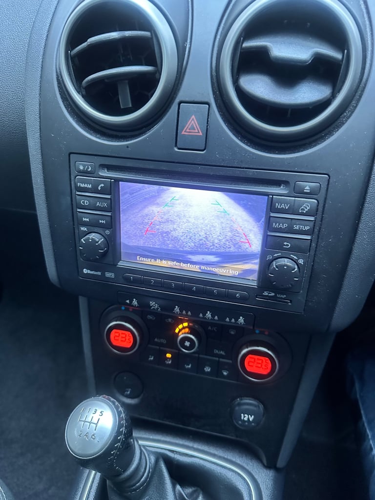 2010 Nissan Qashqai 1.5 dCi N-Tec 5dr HATCHBACK Diesel Manual