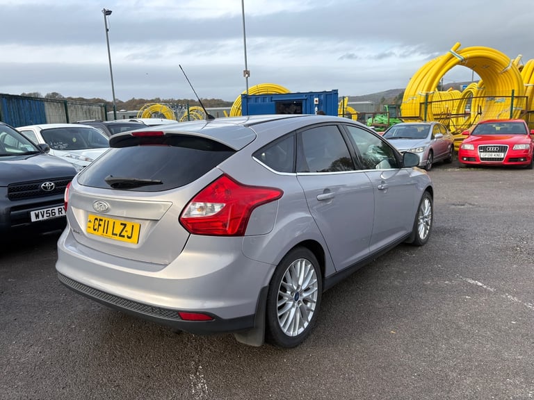 2011 Ford Focus 1.6 125 Zetec 5dr HATCHBACK Petrol Manual