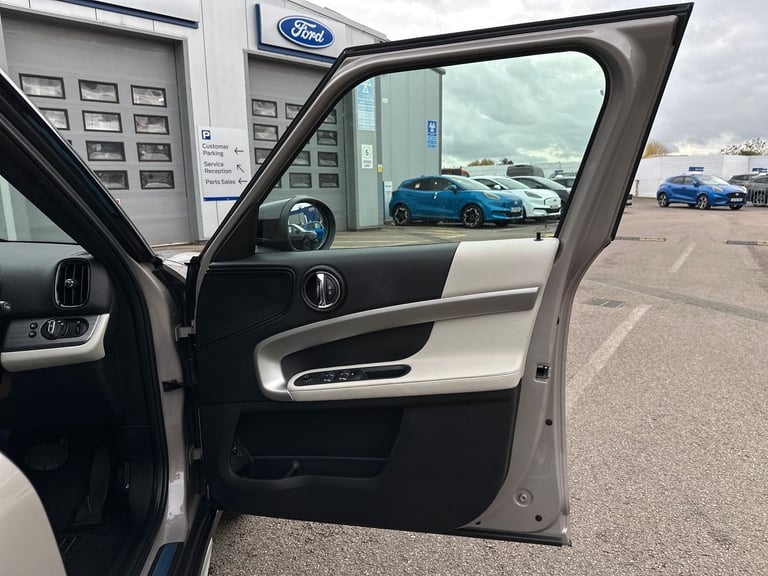 2022 MINI Countryman 1.5 Cooper Exclusive 5dr Auto HATCHBACK PETROL Automatic