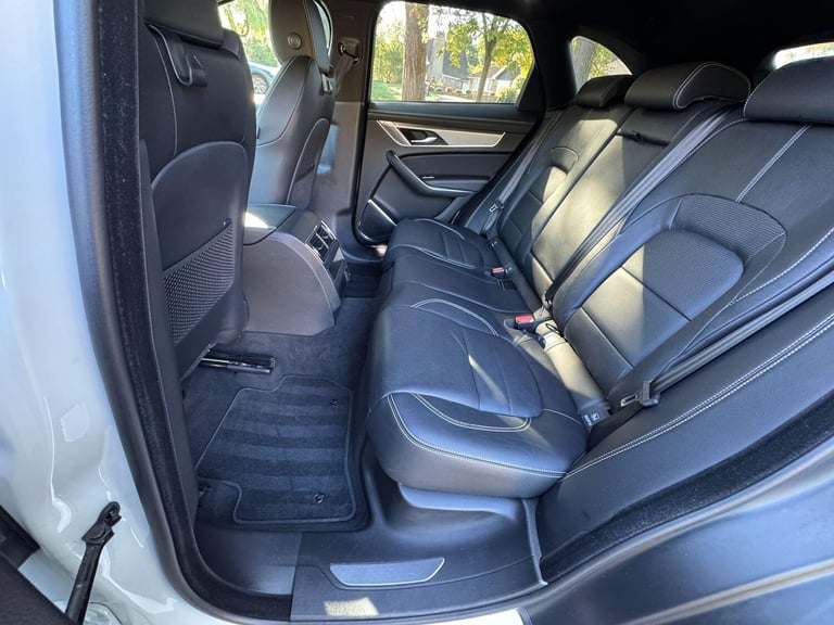 2021 Jaguar F-Pace 2.0 D200 MHEV R-Dynamic S SUV 5dr Diesel Auto AWD Euro 6 (s/s) (204 ps) ESTATE...
