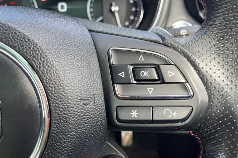 2021 MG MG HS 1.5 T-GDI Exclusive SUV 5dr Petrol DCT Euro 6 (s/s) (162 ps) SUV Petrol Automatic