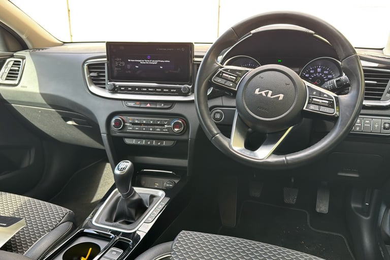  Kia Xceed 1.5 T Gdi 3 Suv 5dr Petrol Manual Euro 6 s/s 158 Bhp Petrol