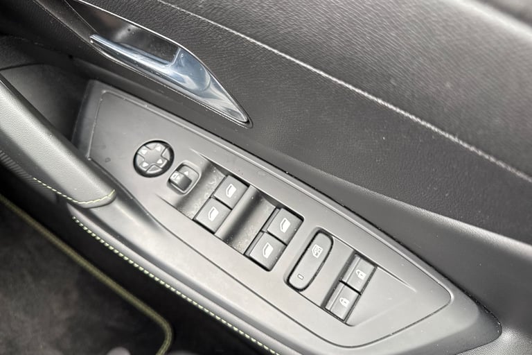 2024 Peugeot 308 1.6 12.4kWh GT e-EAT Euro 6 (s/s) 5dr Hatchback PETROL/ELECTRIC Automatic
