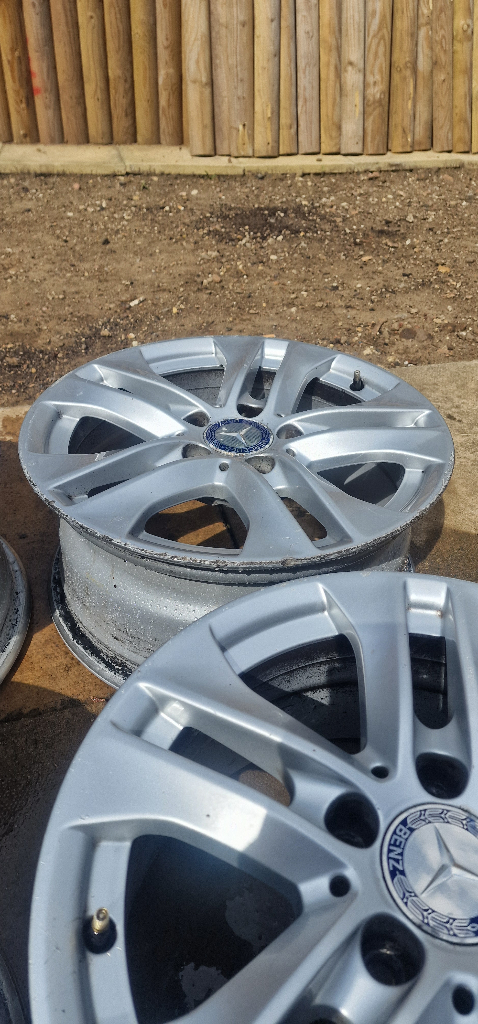 4x Mercedes alloys
