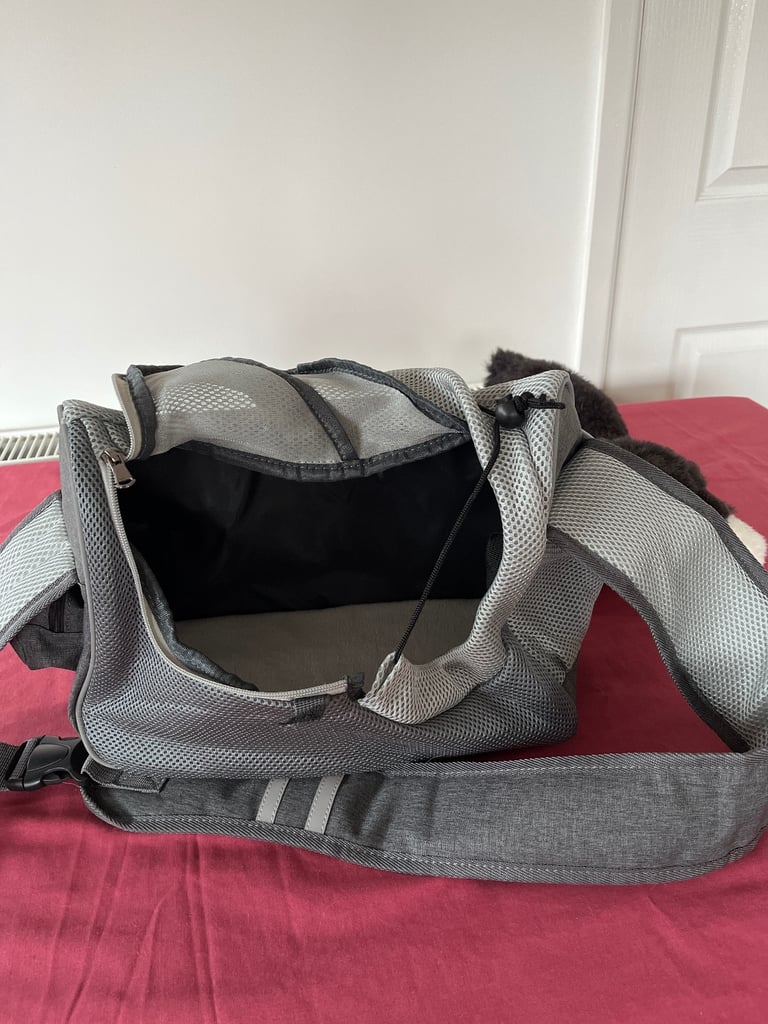 Over the shoulder small dog/puppy carrier