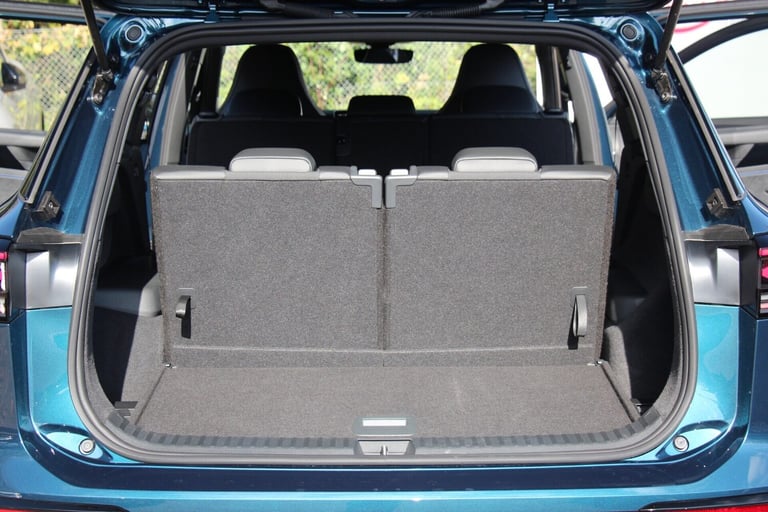 2025 Volkswagen Touran R-LINE ETSI DSG Estate Petrol Automatic