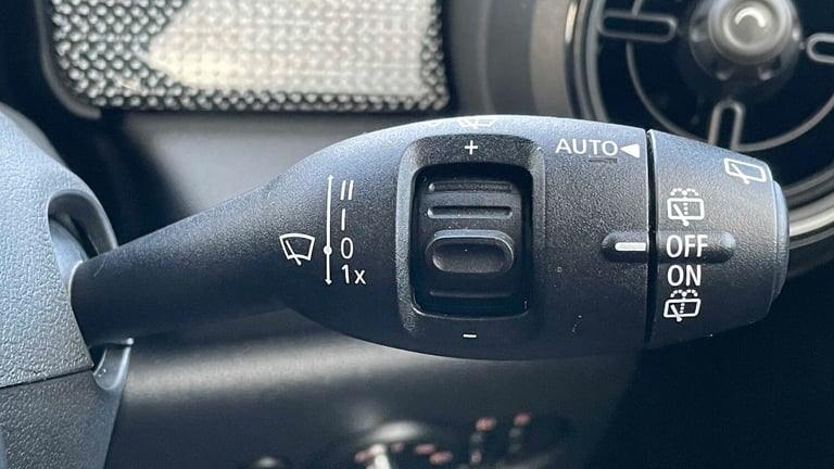 2023 MINI Hatch 1.5 Cooper Exclusive 3dr Auto HATCHBACK PETROL Automatic