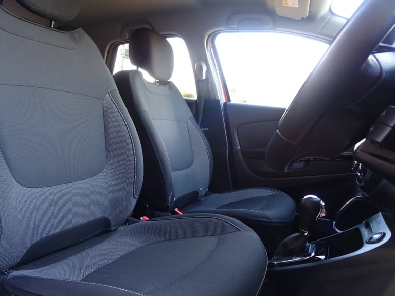 Renault Captur 1.5 dCi 90 Dynamique S Nav 5dr Automatic **ONLY 24000 MILES**