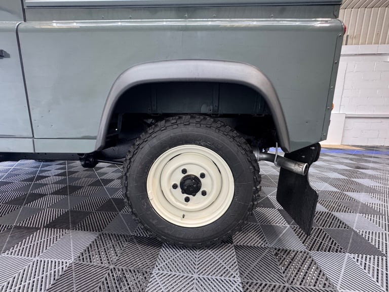 2008 Land Rover Defender Hard Top TDCi PANEL VAN Diesel Manual
