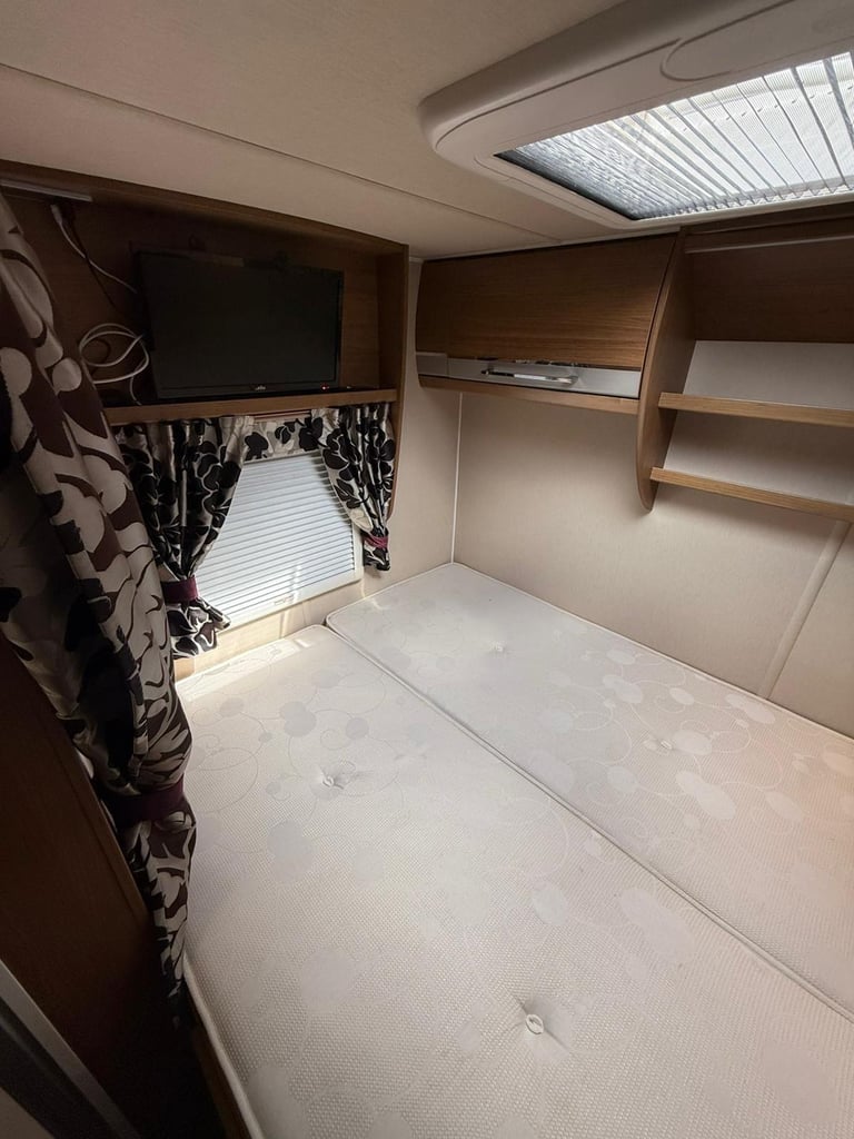 AUTOMATIC FIAT AUTO TRAIL FRONTIER CH-TA - 6 BERTH MOTORHOME