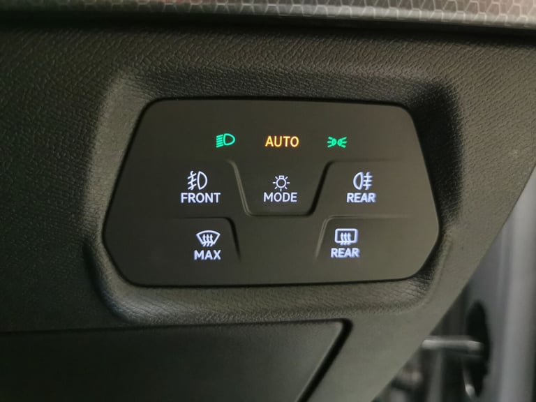 2021 SEAT Leon 1.0 TSI EVO SE Dynamic 5dr HATCHBACK PETROL Manual