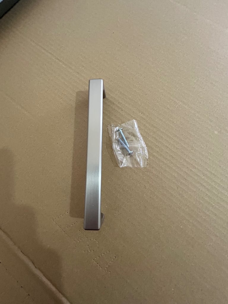 image for New & Unused Kitchen Cabinet Door Handles