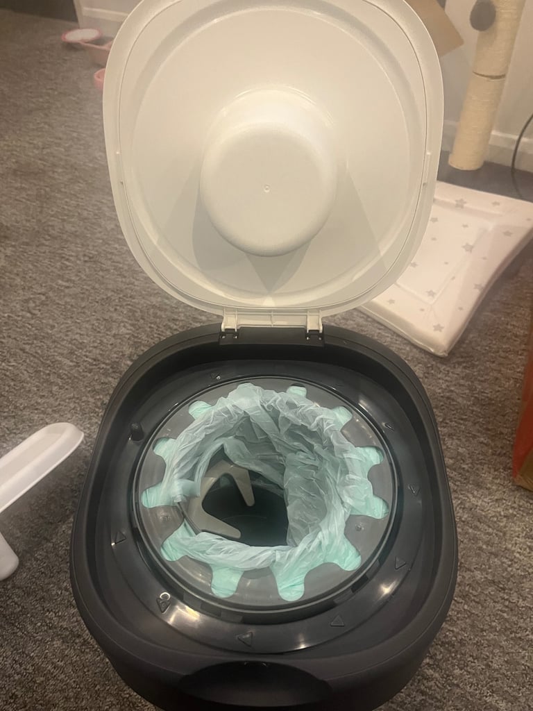 image for tommee tippee nappy bin 