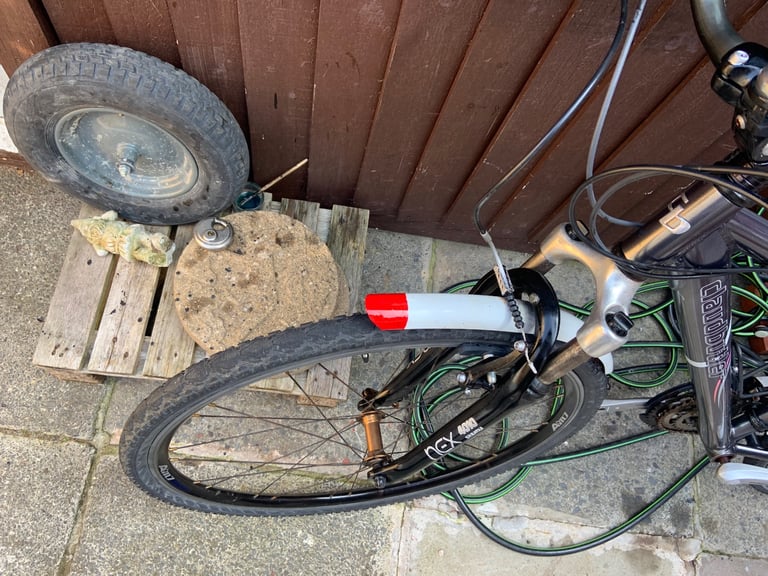 Claud butler hybrid mountain bike 