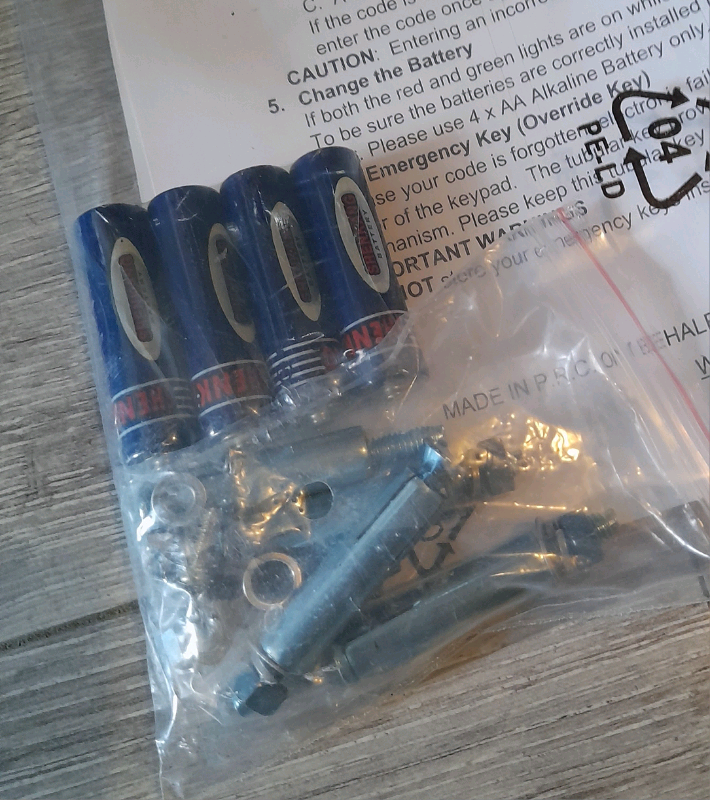 Brand New Safe - Accessories Included