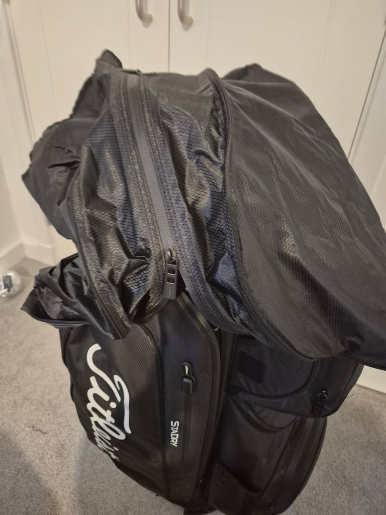 Titleist Sta Dry 15 Golf Cart Bag