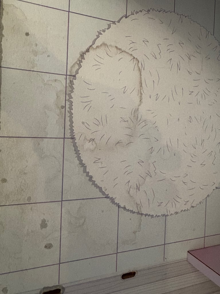 LOL Surprise Winter Disco Chalet Doll's House Bundle with furniture, dolls and accessories