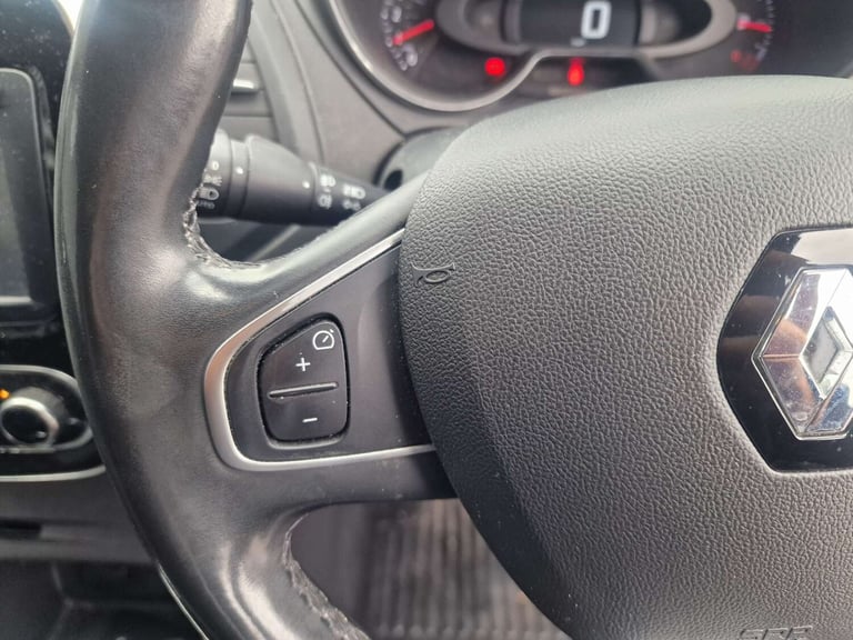2018 Renault Captur 0.9 TCE 90 Dynamique S Nav 5dr HATCHBACK PETROL Manual