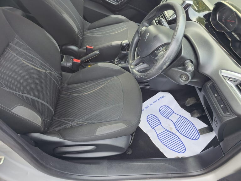 2013 Peugeot 208 1.2 VTi Active 5dr HATCHBACK PETROL Manual