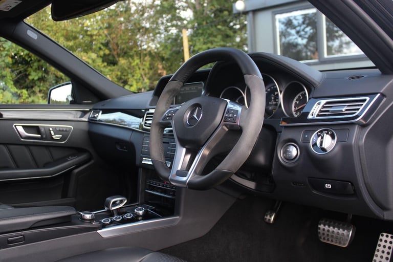 2016 Mercedes-Benz E-Class 5.5 E63 V8 BiTurbo AMG SpdS MCT Euro 6 (s/s) 4dr SALOON Petrol Automatic