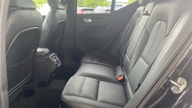 2024 Volvo XC40 2.0 B3P Ultra Dark 5dr Auto ESTATE PETROL Automatic