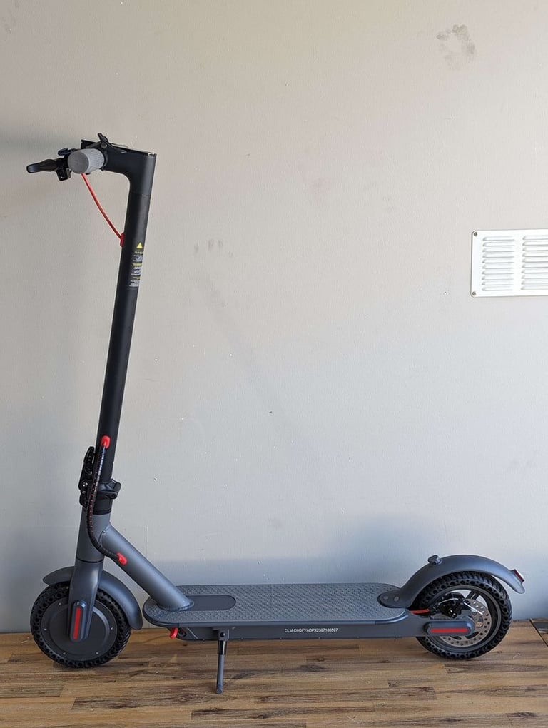 ELECTRIC SCOOTER BRAND NEW BOXED 350W CASH ON DELIVERY IN BIRMINGHAM