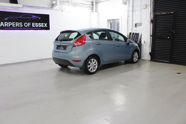  Ford Fiesta 1.25 Zetec 5dr Petrol Manual