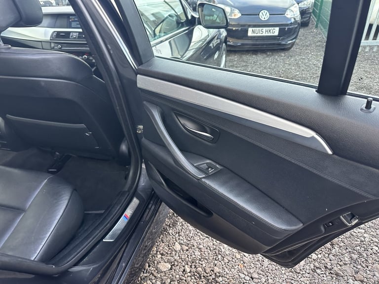 BMW 5 SERIES 2.0 520d M Sport Saloon 2011