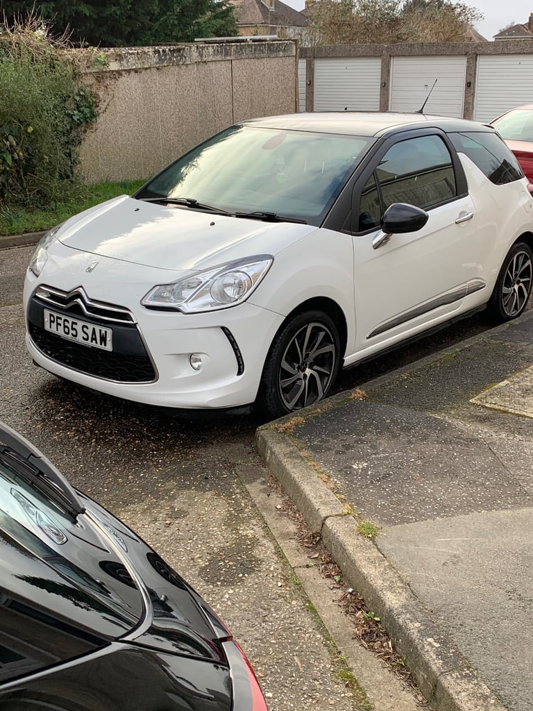 DS, DS 3, Hatchback, 2015, Manual, 1199 (cc), 3 doors