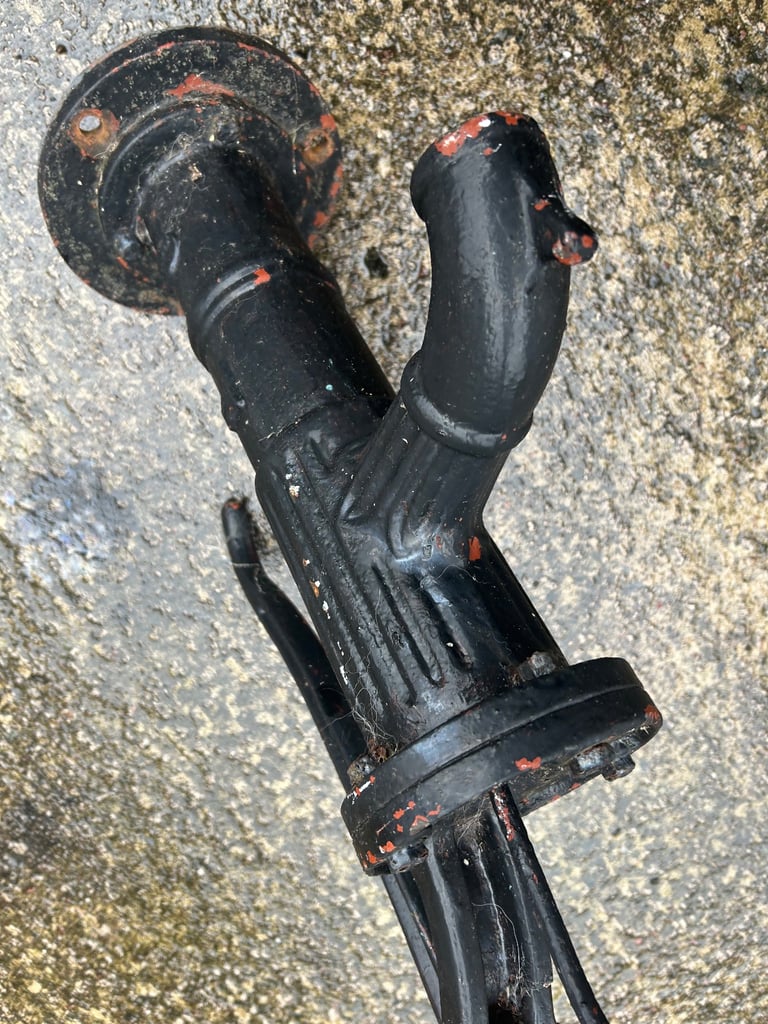 Steel water feature for garden 