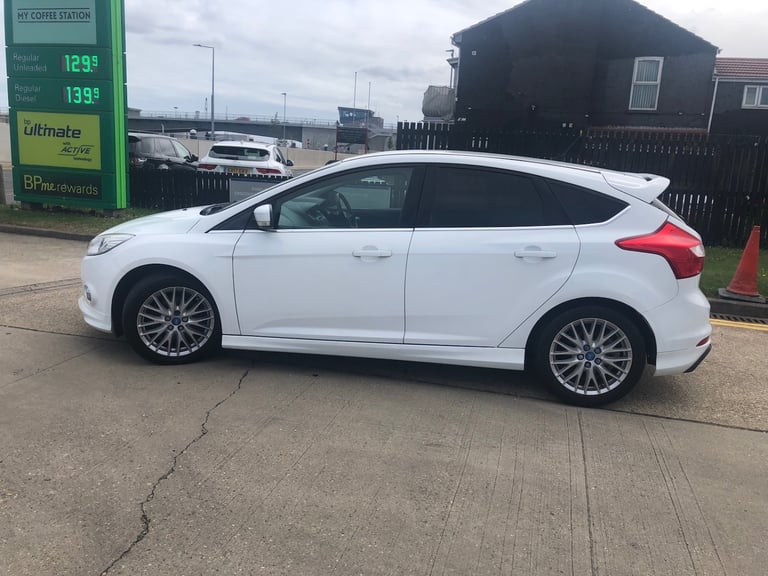 2012 Ford Focus 1.6 182 EcoBoost Zetec S 5dr HATCHBACK Petrol Manual