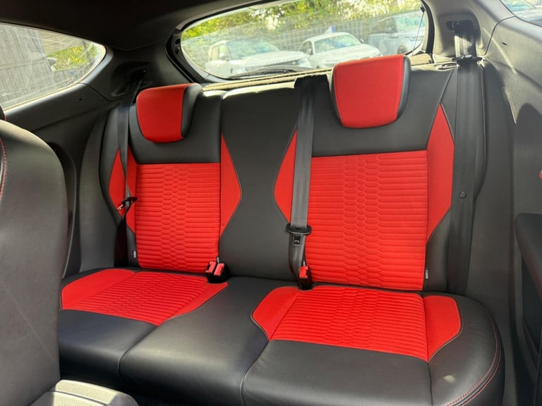 2016 Ford Fiesta 1.6T EcoBoost ST-3 Euro 6 3dr HATCHBACK Petrol Manual