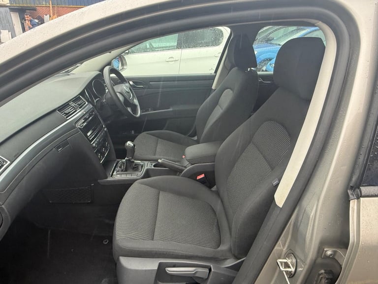 2011 Skoda Superb 1.8 TSI S Euro 5 5dr ESTATE Petrol Manual