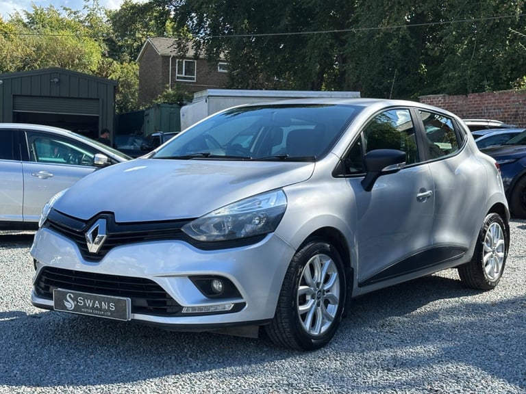 2017 Renault Clio 1.5 Play DCi 90 Diesel Manual 5 Door Hatchback Silver