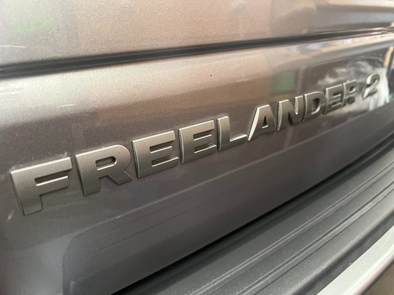 2012 Land Rover Freelander 2.2 TD4 XS 5dr ESTATE Diesel Manual
