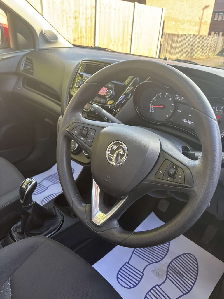 VAUXHALL VIVA 1.0 SE 5dr, Long MOT, Cheap Road Tax, Very Good Spec, Sunroof