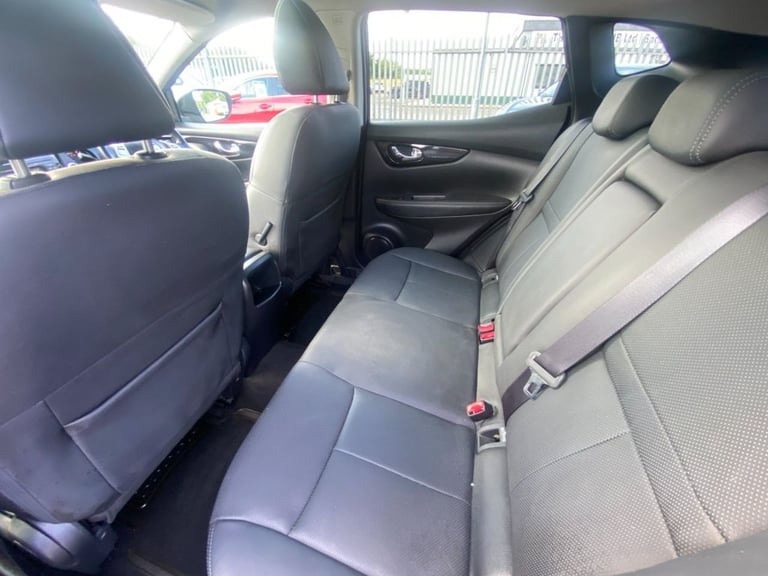 2016 Nissan Qashqai 1.6 dCi N-Connecta SUV 5dr Diesel Manual 4WD Euro 6 (s/s) (130 ps) HATCHBACK ...