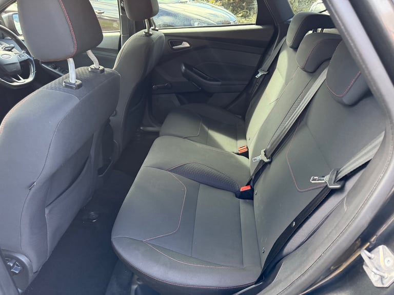 2018 Ford Focus 1.0 EcoBoost 140 ST-Line Navigation 5dr HATCHBACK Petrol Manual
