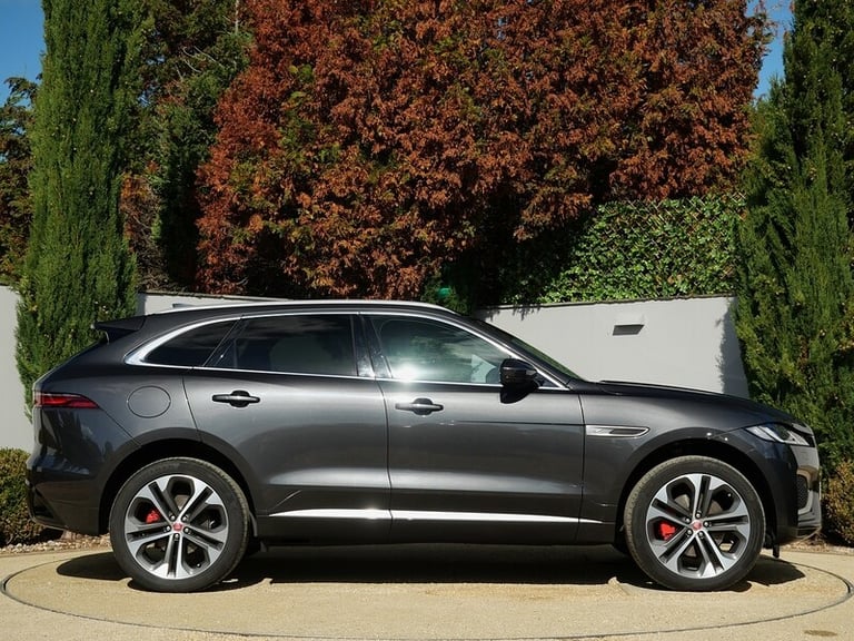2022 Jaguar F-Pace 2.0 D200 MHEV R-Dynamic HSE SUV 5dr Diesel Auto AWD Euro 6 (s/s) (204 ps) SUV ...