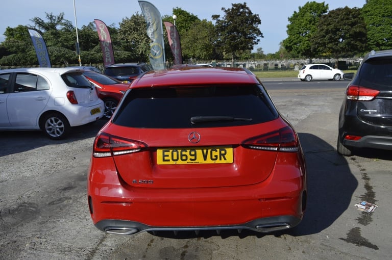 ONE OWNER,SAT NAV,AUTO,PETROL,FULL SERVICE HISTORY