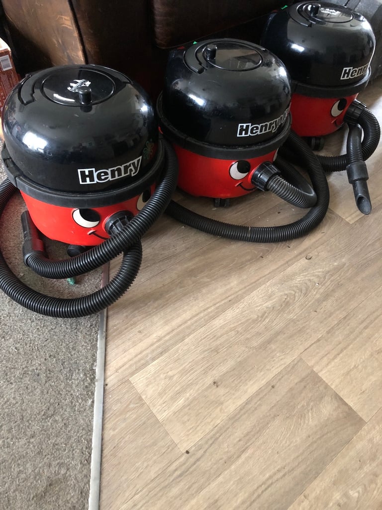 3x Henry hoovers 