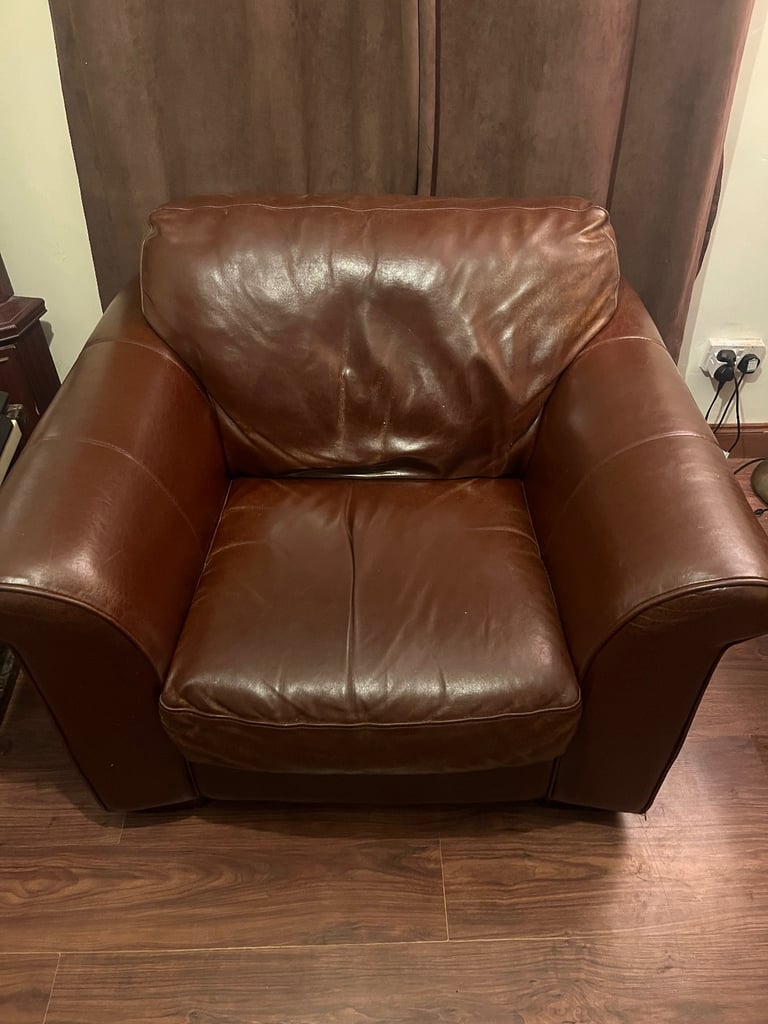 Leather armchair 
